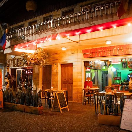 Casa Almarita - Hostal, Bar Y Restaurante 메딜린 외부 사진
