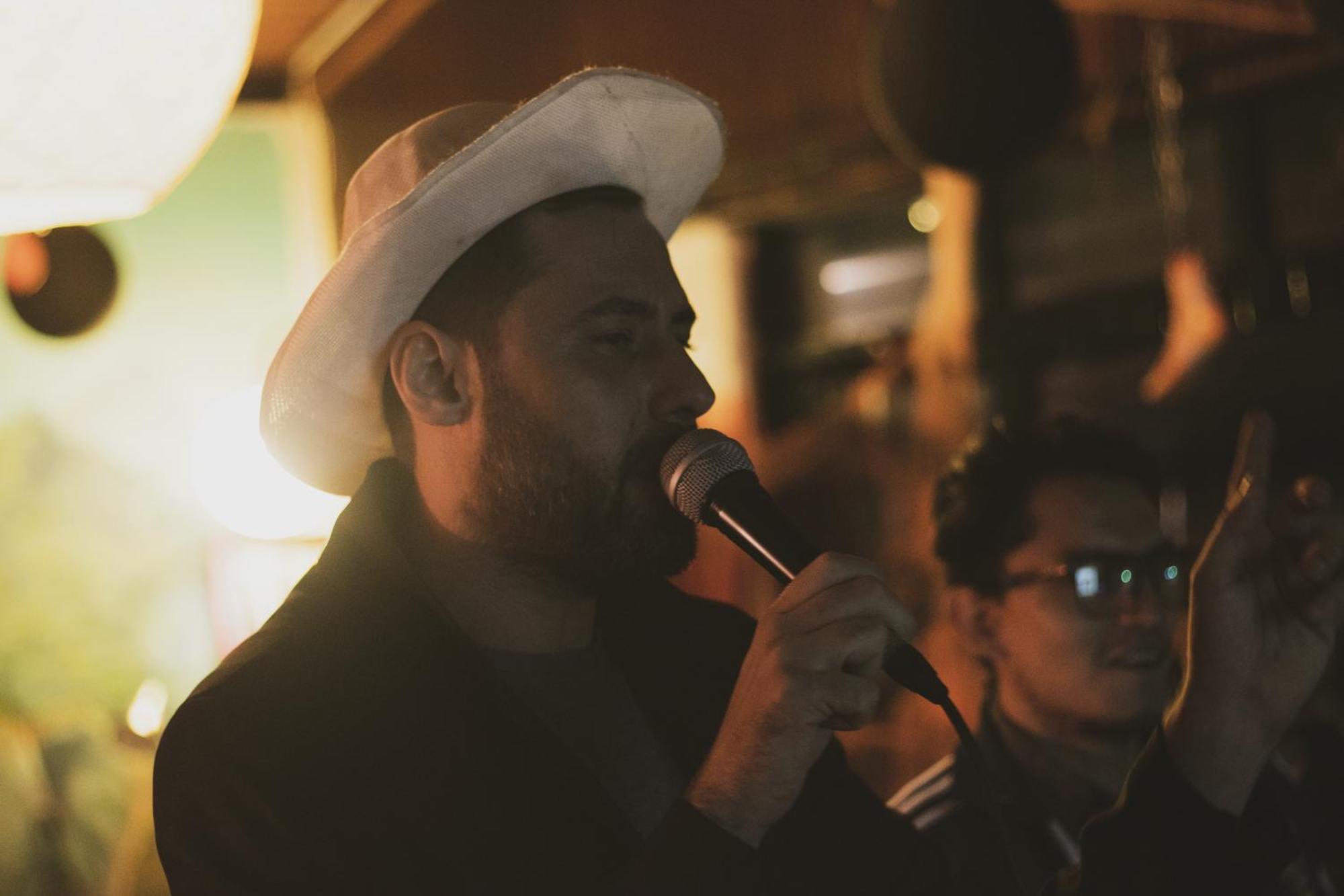 Casa Almarita - Hostal, Bar Y Restaurante 메딜린 외부 사진