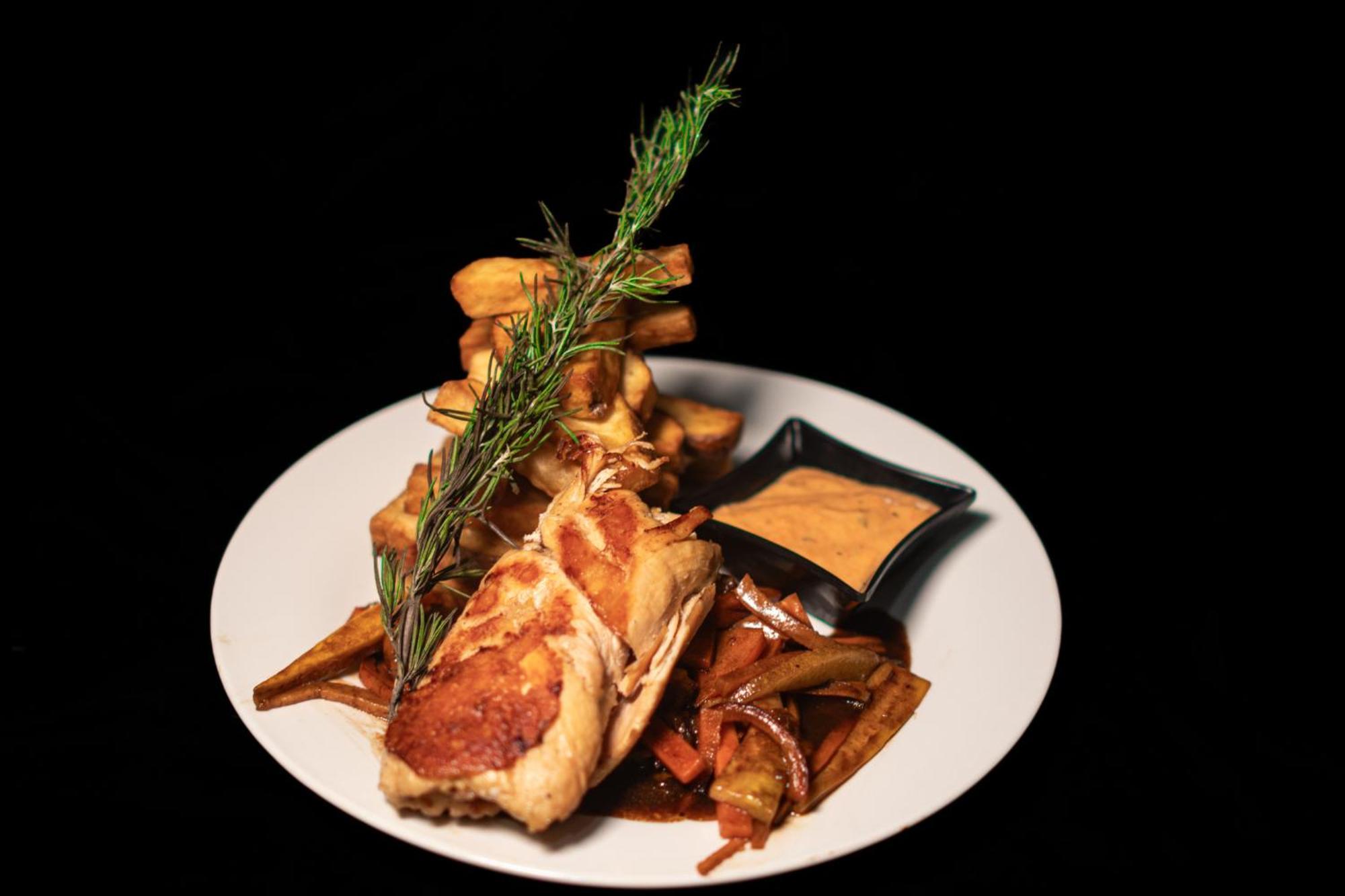 Casa Almarita - Hostal, Bar Y Restaurante 메딜린 외부 사진
